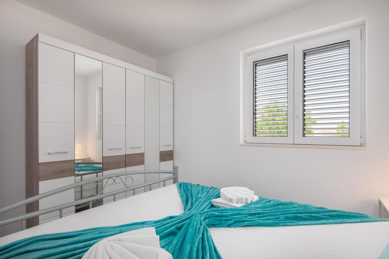 Vila Blanka Apartments 罗戈兹尼察 外观 照片