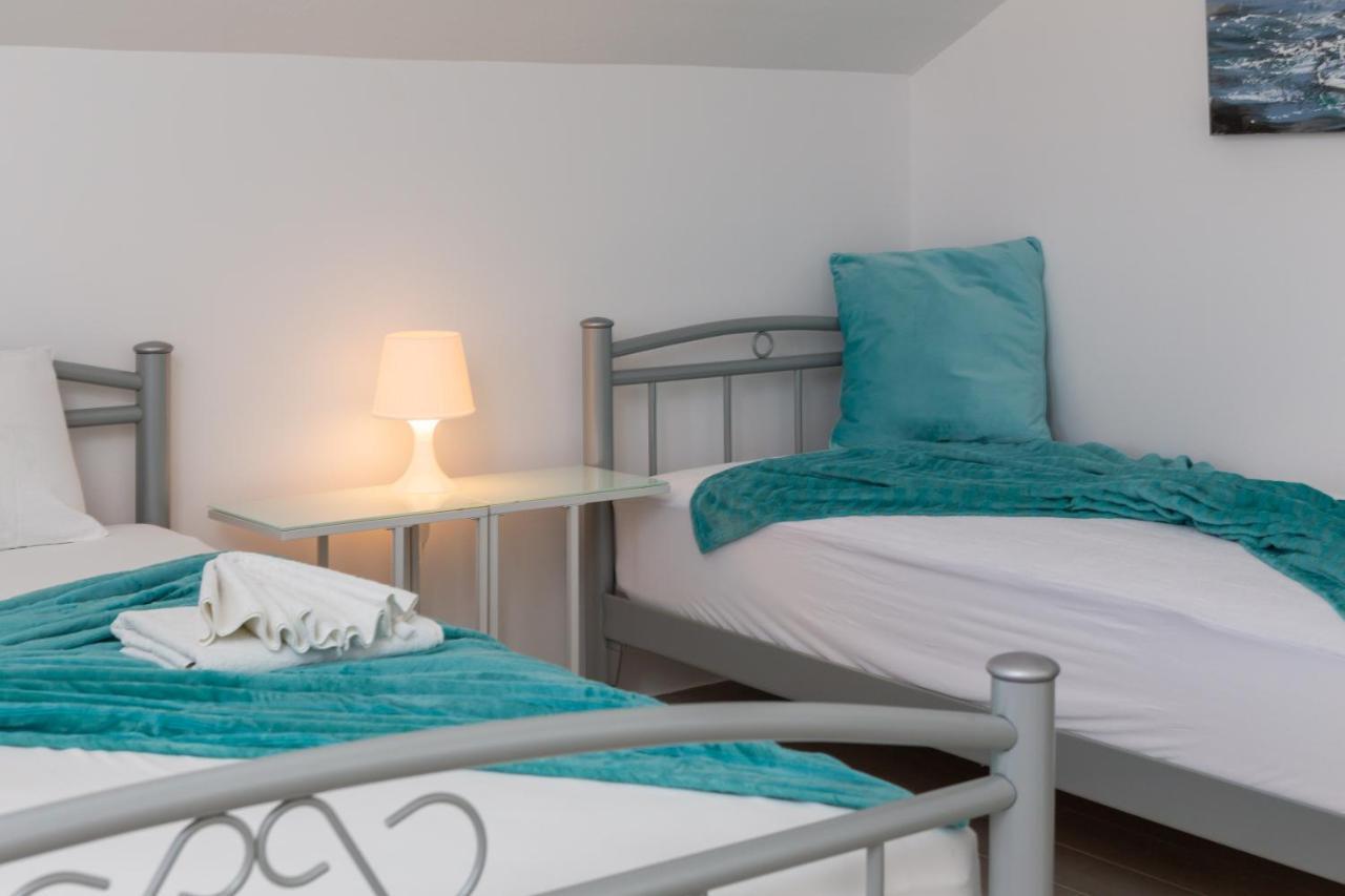 Vila Blanka Apartments 罗戈兹尼察 外观 照片