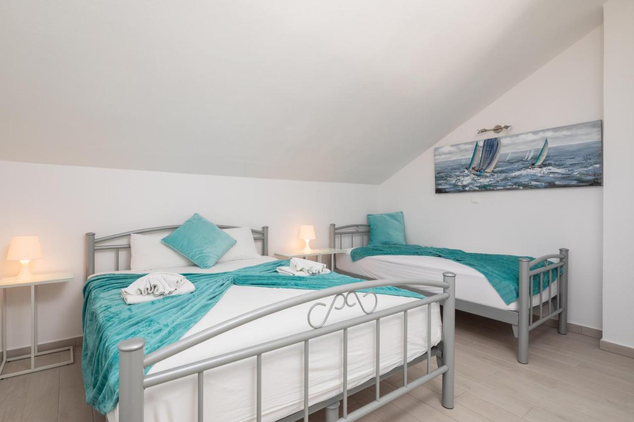 Vila Blanka Apartments 罗戈兹尼察 外观 照片
