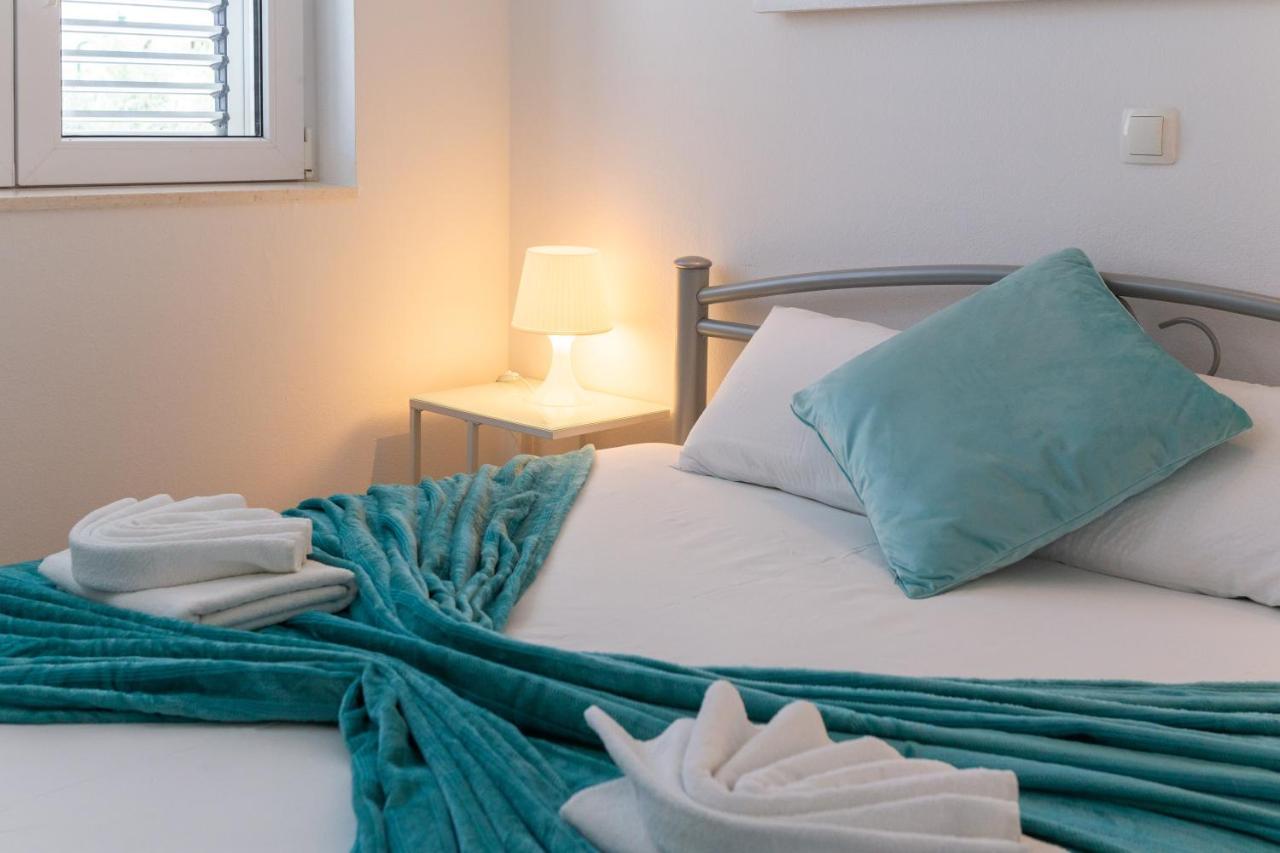Vila Blanka Apartments 罗戈兹尼察 外观 照片